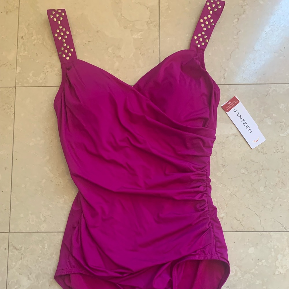 NWT Jantzen one piece bathing suit. Size 10 new w/tags.